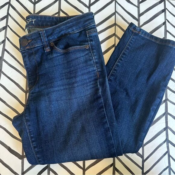 LOFT Size 28 / 6 Modern Straight Dark Wash Jeans - Picture 1 of 4